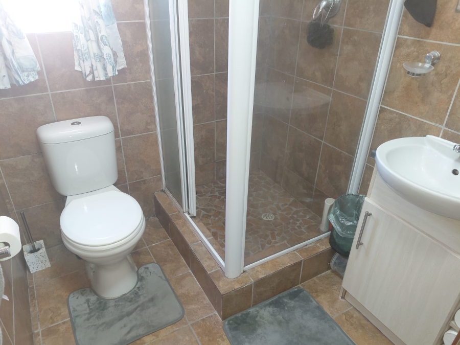 1 Bedroom Property for Sale in Windsor Park Eastern Cape